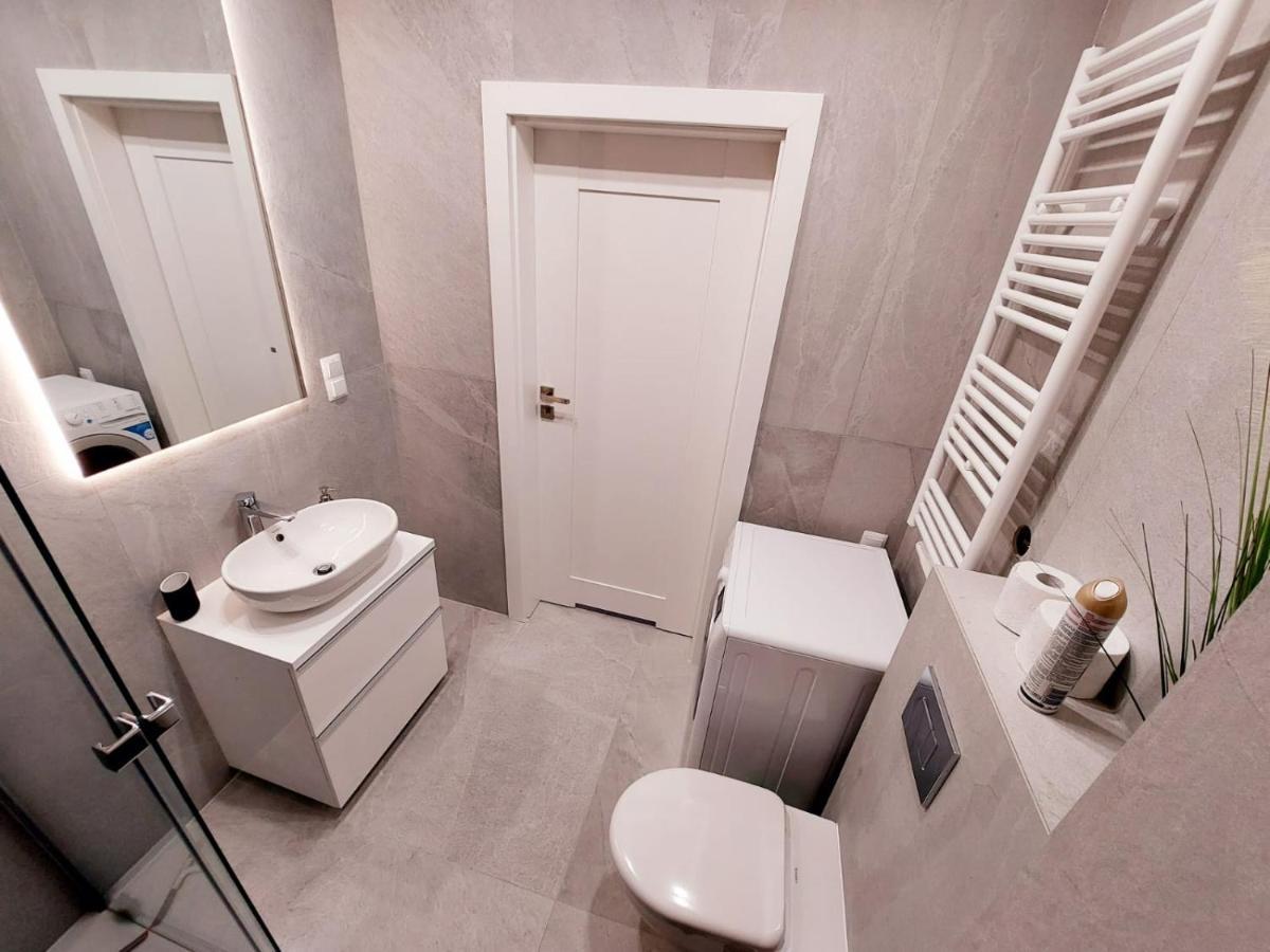 Apartament Panorama Park***** Lejlighed Jelenia Góra Eksteriør billede